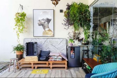Casa à venda com 3 quartos, 350m² em Vila Romana, São Paulo