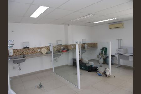 Casa à venda com 1 quarto, 900m² em Sumaré, São Paulo