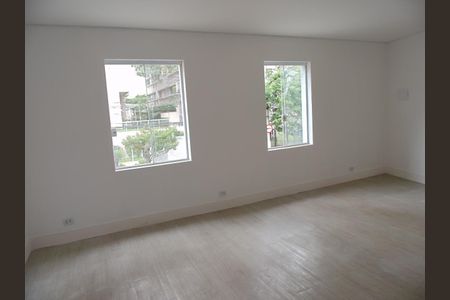 Casa à venda com 1 quarto, 900m² em Sumaré, São Paulo