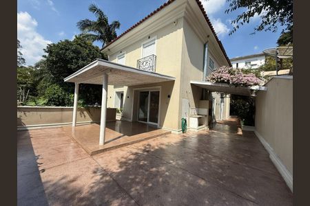Casa à venda com 4 quartos, 520m² em Pacaembu, São Paulo