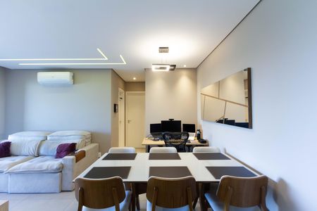 Apartamento para alugar com 67m², 2 quartos e 2 vagas Apartamento para alugar com 67m², 2 quartos e 2 vagasSala