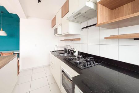 Cozinha de apartamento para alugar com 2 quartos, 77m² em Santo Antônio, Porto Alegre
