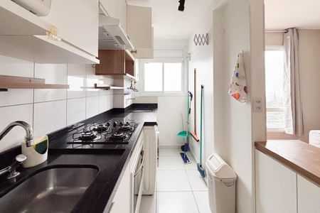 Cozinha de apartamento para alugar com 2 quartos, 77m² em Santo Antônio, Porto Alegre