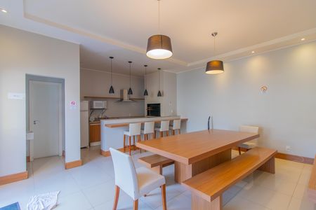Apartamento para alugar com 77m², 2 quartos e 1 vaga Apartamento para alugar com 77m², 2 quartos e 1 vagaÁrea comum - Salão de festas