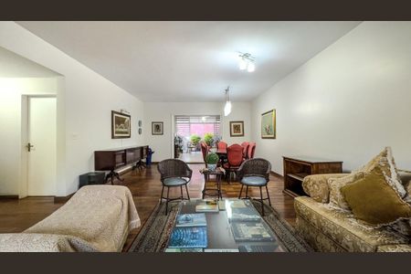 Casa à venda com 3 quartos, 257m² em Vila Madalena, São Paulo