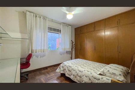 Casa à venda com 3 quartos, 257m² em Vila Madalena, São Paulo