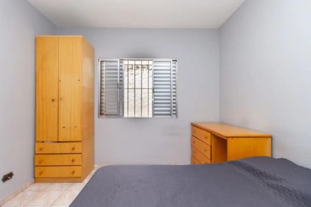 Casa à venda com 3 quartos, 195m² em Vila Ipojuca, São Paulo