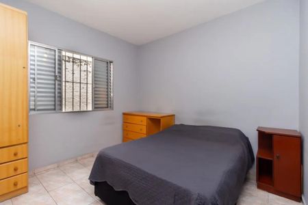 Casa à venda com 3 quartos, 195m² em Vila Ipojuca, São Paulo