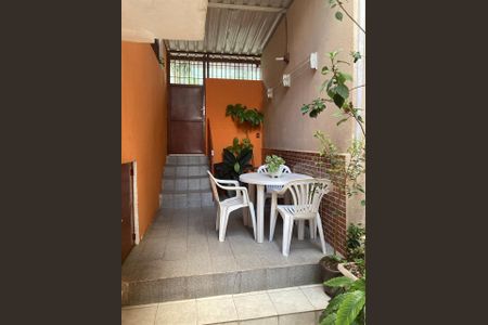 Casa à venda com 4 quartos, 100m² em Jardim Vista Alegre, São Paulo