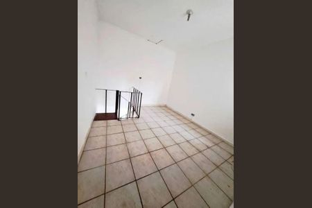 Casa à venda com 120m², 3 quartos e 1 vaga