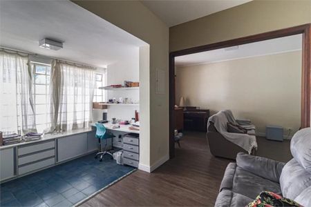 Casa à venda com 3 quartos, 165m² em Vila Madalena, São Paulo