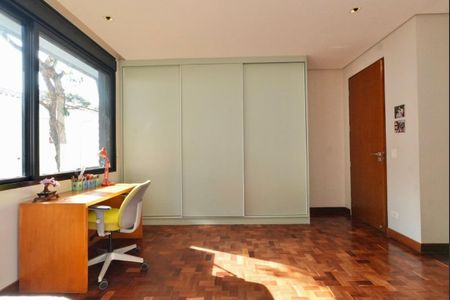 Casa à venda com 3 quartos, 330m² em Perdizes, São Paulo