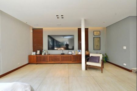 Casa à venda com 3 quartos, 330m² em Perdizes, São Paulo