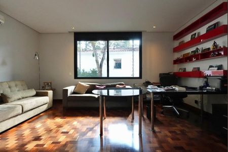 Casa à venda com 3 quartos, 330m² em Perdizes, São Paulo