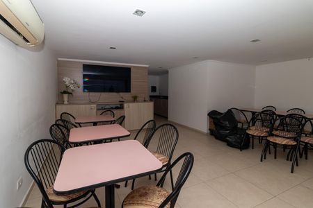 Apartamento à venda com 70m², 3 quartos e 1 vaga Apartamento à venda com 70m², 3 quartos e 1 vagaSalão de Festas