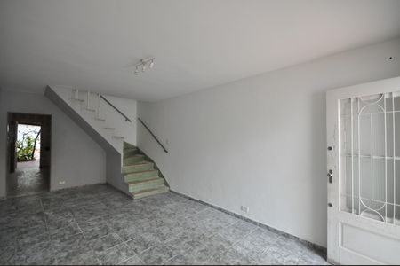 Sala de casa para alugar com 2 quartos, 300m² em Parque Edu Chaves, São Paulo