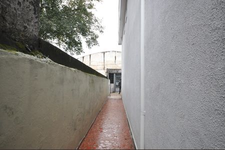 Casa para alugar com 300m², 2 quartos e 2 vagasQuintal
