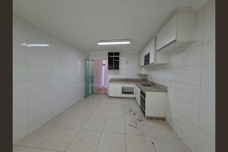 Cozinha de casa para alugar com 3 quartos, 100m² em Alípio de Melo, Belo Horizonte