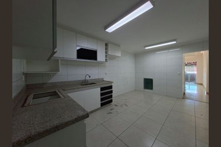 Cozinha de casa para alugar com 3 quartos, 100m² em Alípio de Melo, Belo Horizonte