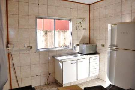 Casa à venda com 120m², 4 quartos e 2 vagas Casa à venda com 120m², 4 quartos e 2 vagasDetalhe - Edícola - Cozinha