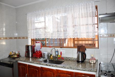 Casa à venda com 120m², 4 quartos e 2 vagas Casa à venda com 120m², 4 quartos e 2 vagasDetalhe - Cozinha
