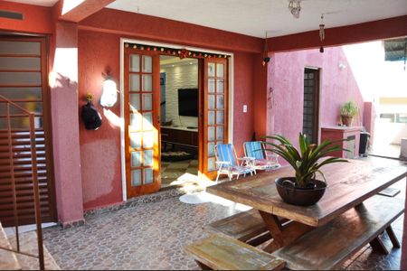 Detalhe - Quintal com churrasqueira de casa à venda com 4 quartos, 120m² em Vila Pirituba, São Paulo