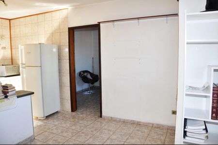 Casa à venda com 120m², 4 quartos e 2 vagas Casa à venda com 120m², 4 quartos e 2 vagasDetalhe - Edícola - Sala