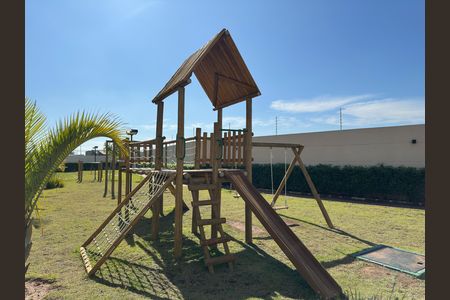 Apartamento para alugar com 64m², 2 quartos e 2 vagas Apartamento para alugar com 64m², 2 quartos e 2 vagasÁrea comum - Playground