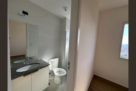 Apartamento para alugar com 64m², 2 quartos e 2 vagas Apartamento para alugar com 64m², 2 quartos e 2 vagasBanheiro da Suíte