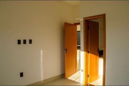 Suíte de casa à venda com 2 quartos, 95m² em Jardim Novo Mundo, Goiânia