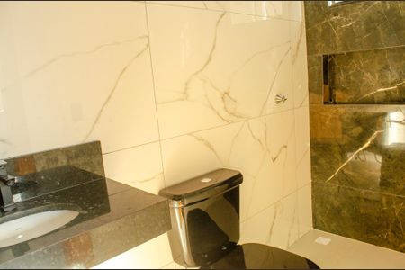 Banheiro da Suíte de casa à venda com 2 quartos, 95m² em Jardim Novo Mundo, Goiânia