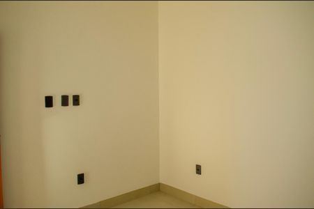 Quarto de casa à venda com 2 quartos, 95m² em Jardim Novo Mundo, Goiânia