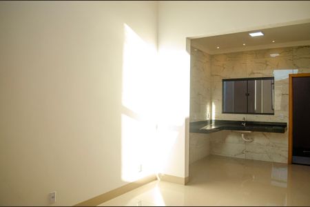 Casa à venda com 2 quartos, 95m² em Jardim Novo Mundo, Goiânia