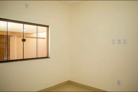 Casa à venda com 2 quartos, 95m² em Jardim Novo Mundo, Goiânia