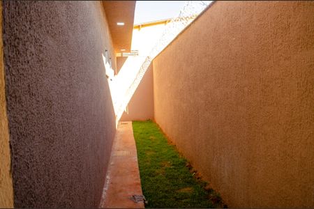 Casa à venda com 2 quartos, 95m² em Jardim Novo Mundo, Goiânia