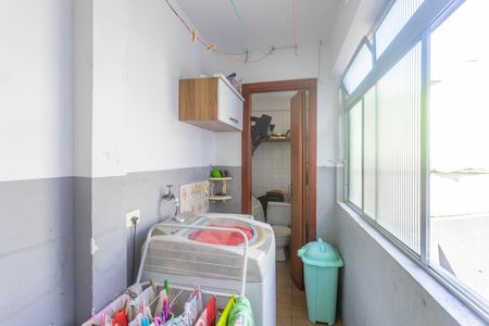 Apartamento à venda com 69m², 3 quartos e 1 vaga Apartamento à venda com 69m², 3 quartos e 1 vagaÁrea de serviço