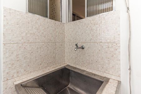 Área de Serviço de apartamento para alugar com 3 quartos, 143m² em Santa Cecilia, São Paulo
