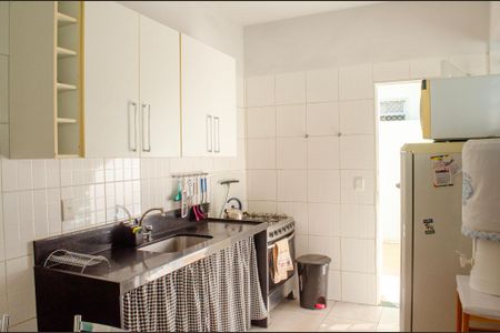 Casa à venda com 432m², 5 quartos e 4 vagasCozinha 2