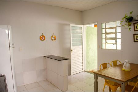 Casa à venda com 432m², 5 quartos e 4 vagasCozinha 1