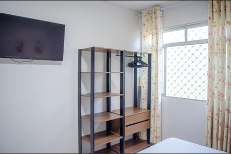 Casa à venda com 432m², 5 quartos e 4 vagasQuarto 2