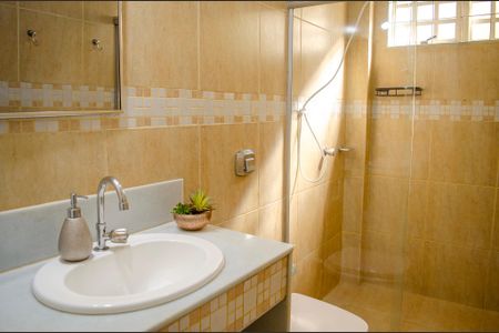 Casa à venda com 432m², 5 quartos e 4 vagasBanheiro da Suíte 3