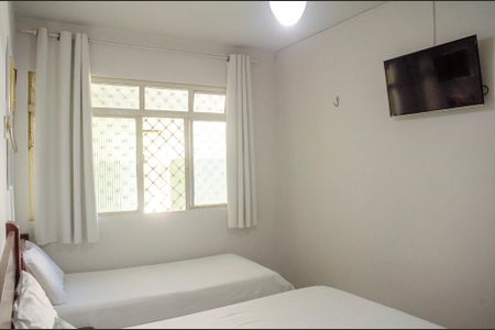 Casa à venda com 432m², 5 quartos e 4 vagasSuíte 2