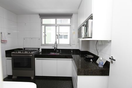 Apartamento à venda com 77m², 3 quartos e 2 vagasCozinhaCozinha