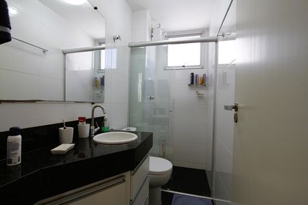 Banheiro da Suíte de apartamento à venda com 3 quartos, 77m² em Grajaú, Belo Horizonte