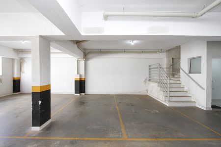 Garagem de apartamento à venda com 3 quartos, 77m² em Grajaú, Belo Horizonte