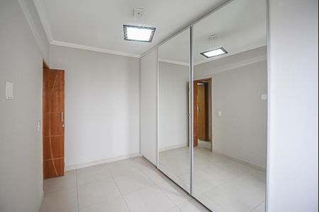 Apartamento para alugar com 60m², 2 quartos e 1 vagaQuarto 2