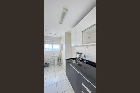 Apartamento à venda com 47m², 1 quarto e 1 vaga Apartamento à venda com 47m², 1 quarto e 1 vagaCozinha e Área de Serviço