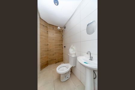 Banheiro de apartamento para alugar com 1 quarto, 34m² em Jardim Algarve, Viamão