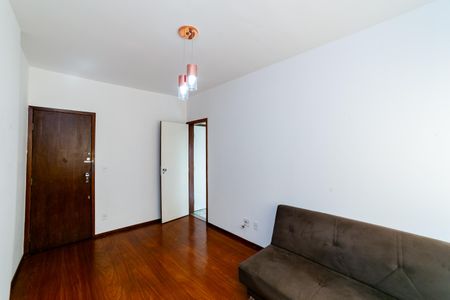 Sala de apartamento para alugar com 1 quarto, 61m² em Funcionários, Belo Horizonte