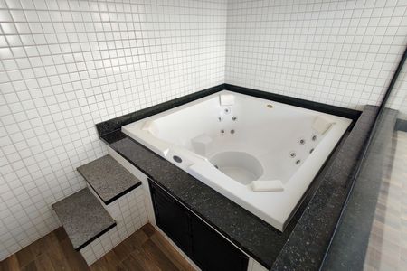 Apartamento para alugar com 80m², 2 quartos e 2 vagas Apartamento para alugar com 80m², 2 quartos e 2 vagasSpa